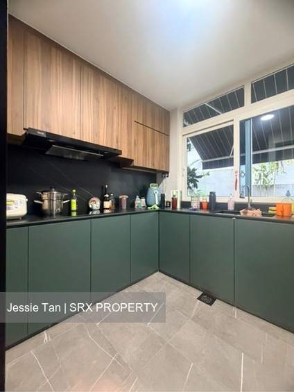 Phillips Avenue (D19), Terrace #514407231